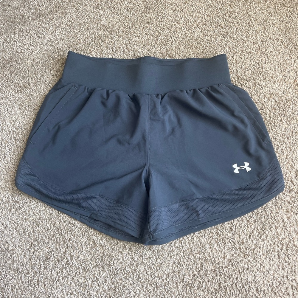 Under Armour Shorts Size S